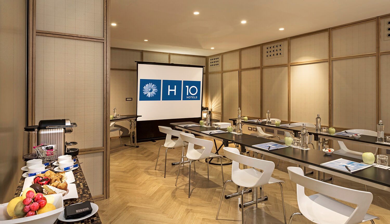 H10 Tribeca Hotel Madrid Exterior photo